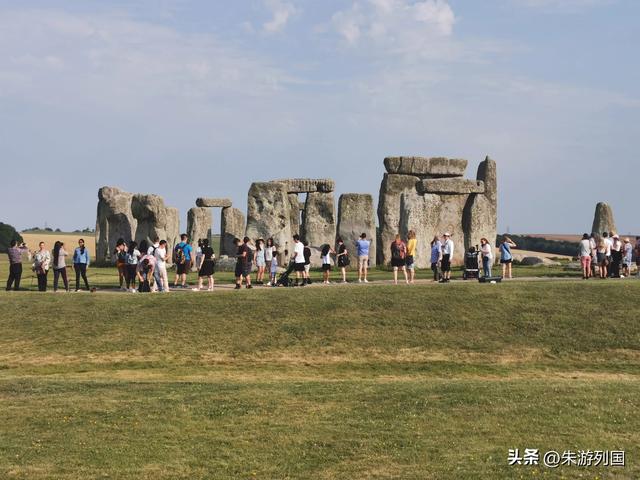 750年牛津，5000年巨石阵，一场与时间赛跑之旅