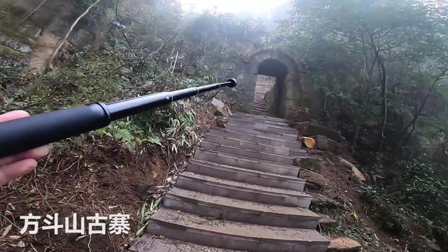 重庆巴南最高峰探秘，云海、古寨，拥有太多的自然奇观与历史古迹