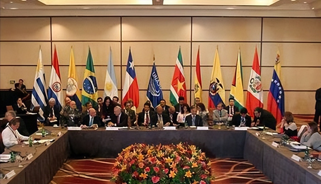 拿定主意了？美军进入战斗准备状态，特朗普放话：不排除动武