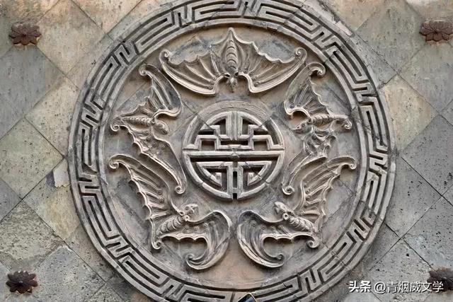 走进王家大院