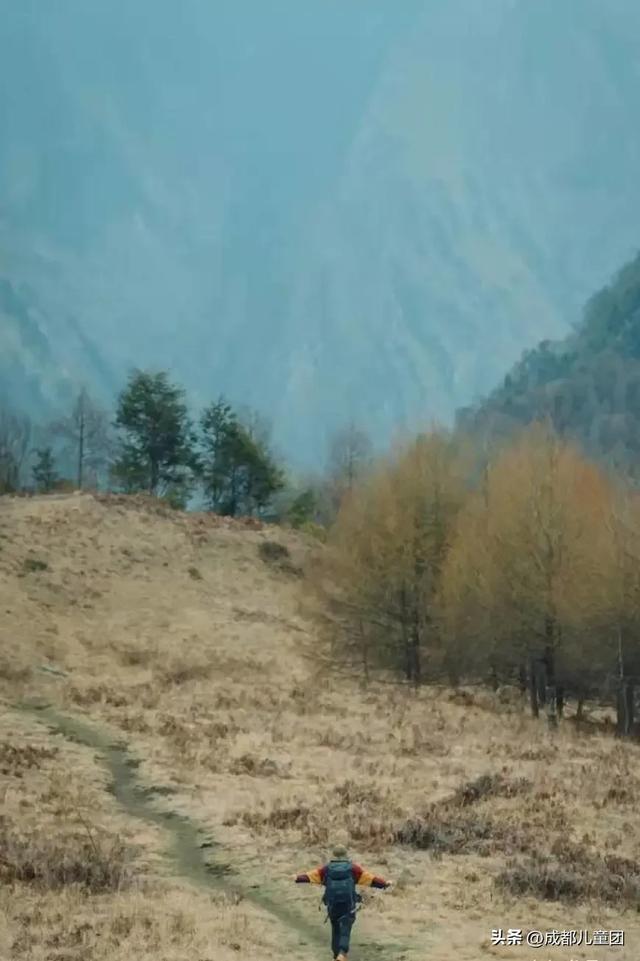 10条初秋徒步线路，去草甸、果园、森林里找秋天