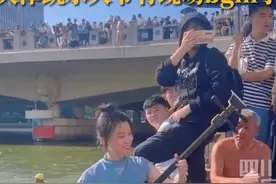 天津跳水大爷有现场bgm了图片