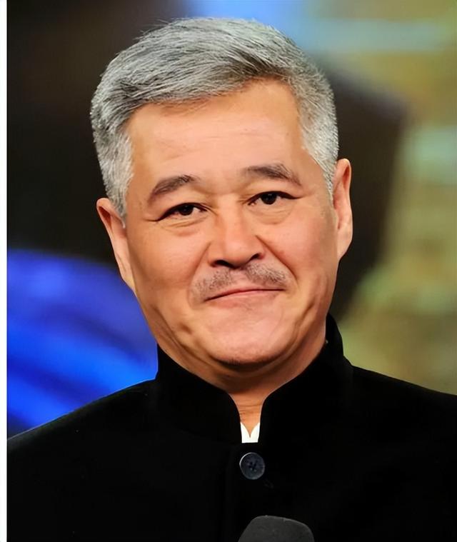 终于破案了！逼得赵本山退出央视春晚的不是宋丹丹，更不是范伟