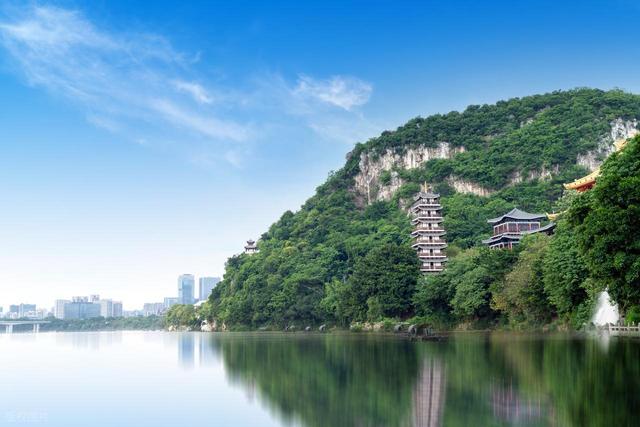 柳州旅游全攻略：山水工业与螺蛳粉的完美交融