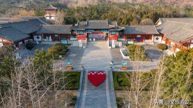 元旦游新甫，追光迎新福！终于能和好友一起撒欢看日出啦~