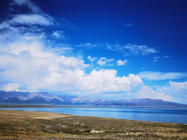 惊人发现两性关系中，60岁与异性靠近，根本不是桃花运，而是这个