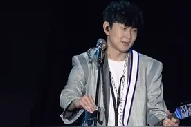 粉丝抢的林俊杰门票竟变成了李克勤？图片