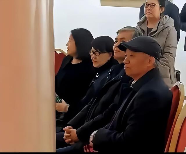 杨振宁去世不到2月	，令人担忧的事还是发生，翁帆近况被曝惹争议