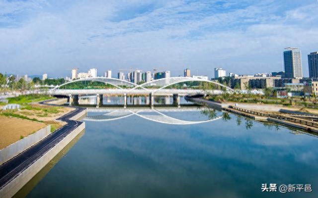 兴水河畔绘宏图 盛世开园惊世间—写于平邑县兴水河改造大功告成之际 姜晓彬 孙晓南/诗歌 庄军/图片