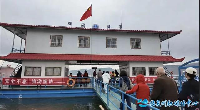 秋染东乡如画 客聚水岸寻味