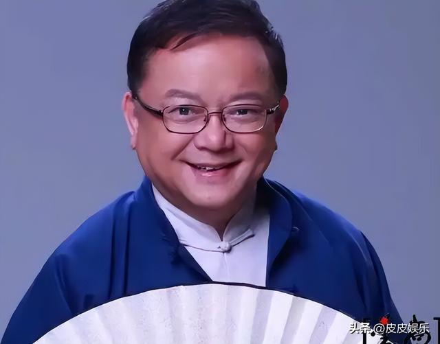 事实证明，被传卖掉上亿豪宅移民美国的王刚，已经走上另一条大道