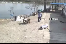 笑爆了！家有卧龙必有凤雏。网友：这么笨的女儿还生了两个图片
