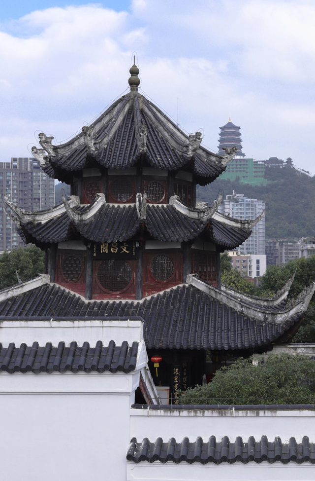 1小时CP已获批！重庆老表，爽爽贵阳喊你来避暑啦