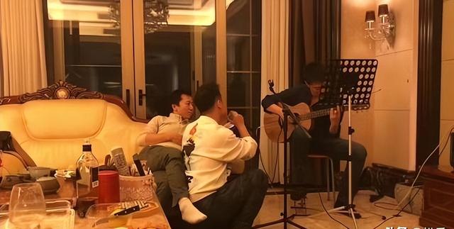 从确诊到去世仅15天，“央视最帅主持人”的遭遇为人们敲响警钟