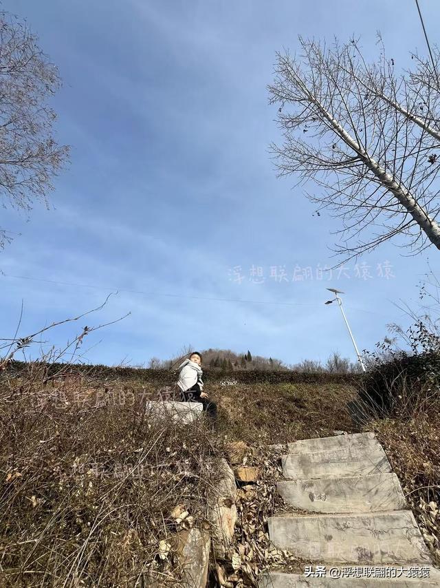 莱芜苗山镇铜山村里的汉代铜矿洞