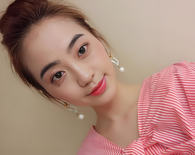 恒大歌舞团长白珊珊：许家印被抓后，她却选择低调嫁给了这个男人