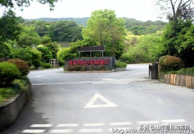 杭州324路公交车沿途风光（皖浙沪旅游122）