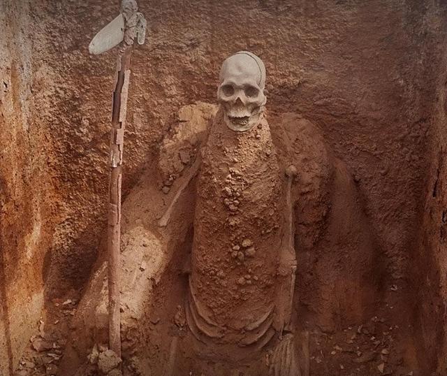 墨西哥考古大发现！骷髅塔藏千年秘密，征服者谎言被戳穿