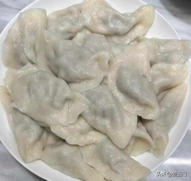 冬至吃饺子，是有讲究的，早中晚哪个时间吃最好？
