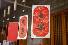 上联：湖南湖北湖対湖，下联：图片