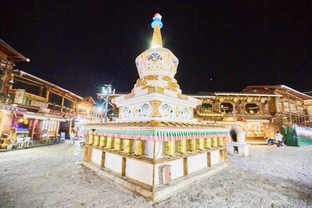 迪庆独克宗古城，从茶马古道到月光之城，感受一座古城的温柔坚韧