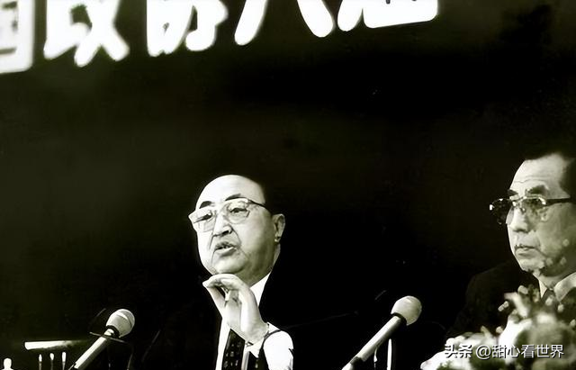 他54岁担任辽宁省委书记，曾查办东北乔四，57岁任黑龙江省委书记