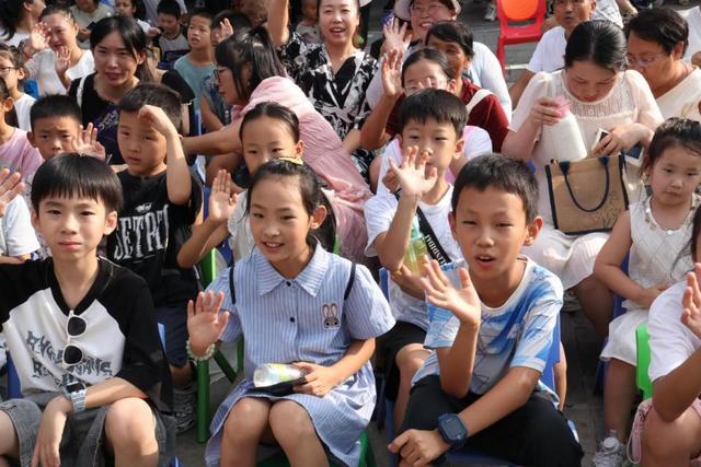 乡宁戎子酒庄夜游嘉年华璀璨启幕 西游IP赋能文旅融合新标杆