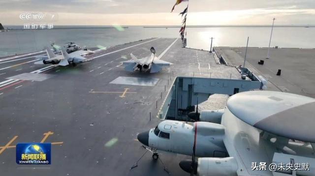5艘航母云集中国近海，中美巅峰对阵，特朗普明牌，逼着中国接招