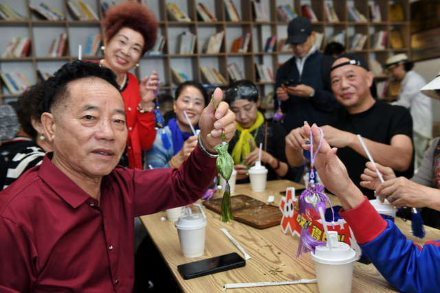 “晚”得尽兴，重阳踏浪苍南168黄金海岸！温州银发康养旅游IP解锁山海康养新体验