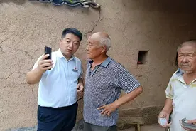 黎城农商行东阳关支行上门换卡服务暖人心图片