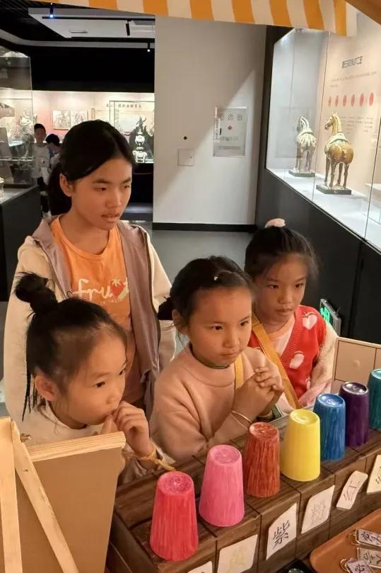 太平社区“小探险家”勇闯丝路，在大观博物馆里“做生意”啦！