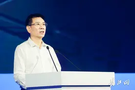 黄立：三种身份三个领域皆行业领先图片