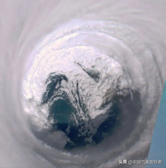 颠覆认知:全球风王梅利莎打破经验规律,我国附近还会来更强台风吗