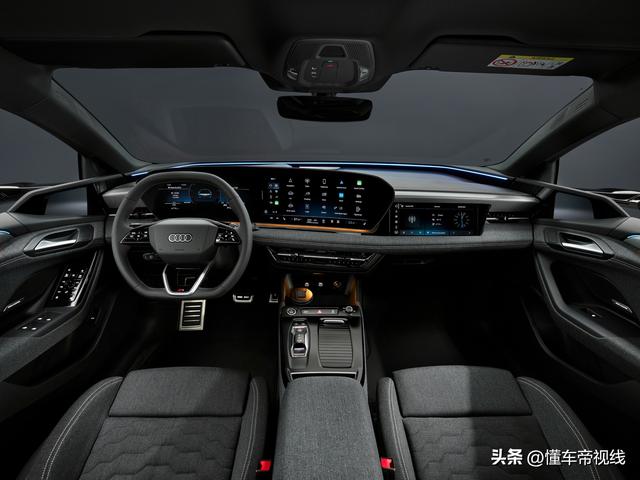 国产奥迪A6L e-tron实车