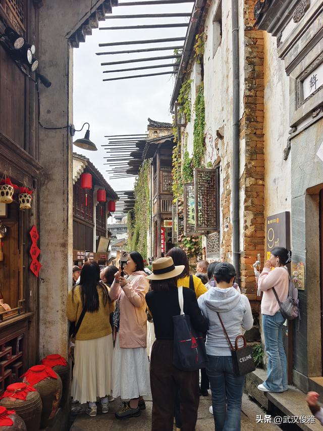 篁岭晒秋正当时！邂逅“最美中国乡村”的限定色彩