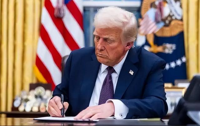 特朗普下令，真正的较量开始，美国选好主战场	，要与中国一决高下