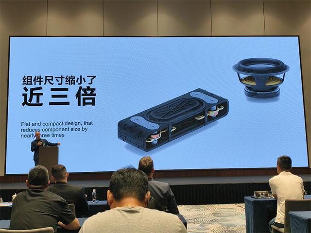 Sonos推出Arc Ultra条形音响，如何用小身材撬动大声场