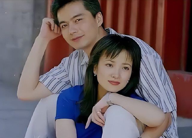 61岁何晴去世	，死因曝光，下嫁三婚许亚军，最后10年过得痛苦凄凉