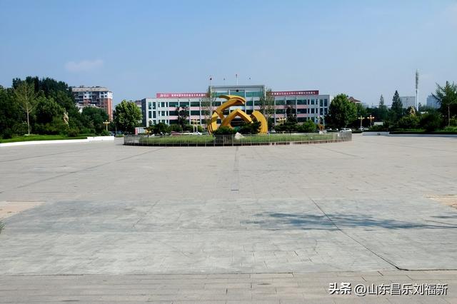 南郝东西大街图片随拍