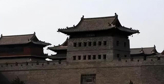 如果当初采纳梁思成先生的方案，北京将是世界上最宏伟的千年古都