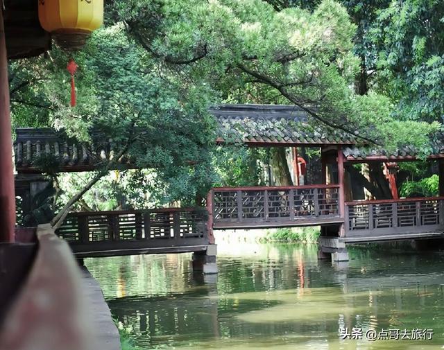 成都清凉避暑胜地，千年前就已闻名，风景如仙境，地铁公交直达！