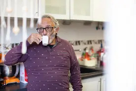 前沿 | 研究发现：HIV感染者中的年轻男性存在肌肉流失和腹部肥胖问题图片