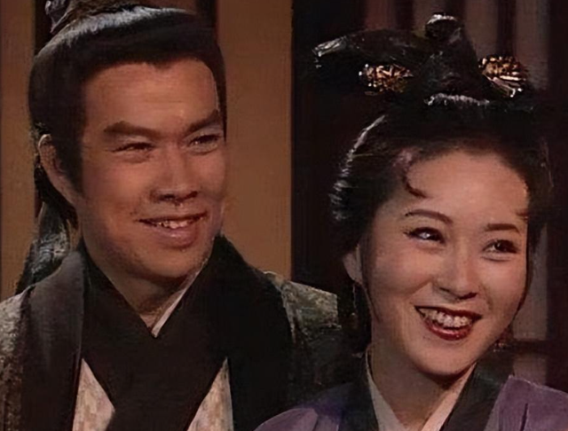 神雕后传：郭芙生下八个儿子，两个是百损道人的，六个是杨过亲生