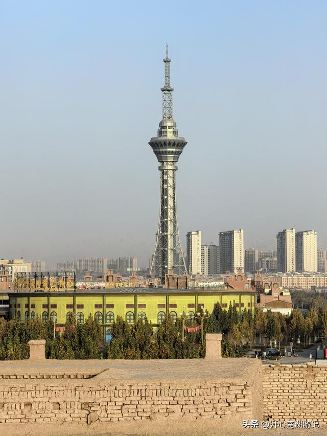 喀什经317到成都，在喀什休整一天，逛喀什古城东区和高台民居