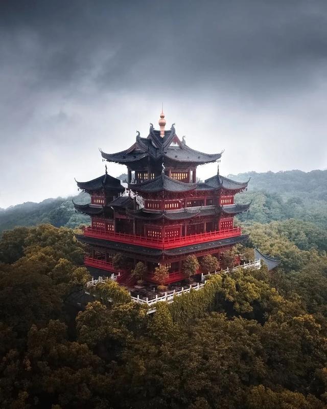 外国人拍出的中国山河火遍全网！网友：美到窒息！