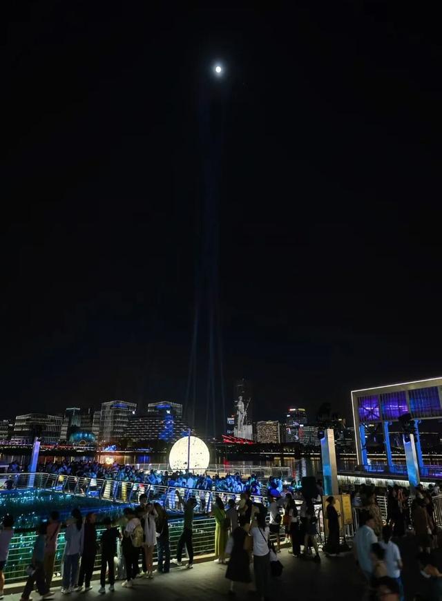 赏《月满》听雅韵！2025“唐韵中秋”夜间演出燃爆西岸