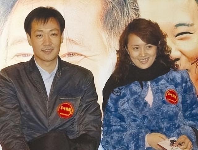 辛柏青丧妻才三个月，恶心的一幕就出现了，被撮合娶马伊俐过日子