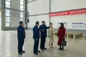新春聚汉话发展，市投促局上门拜访回乡楚商图片