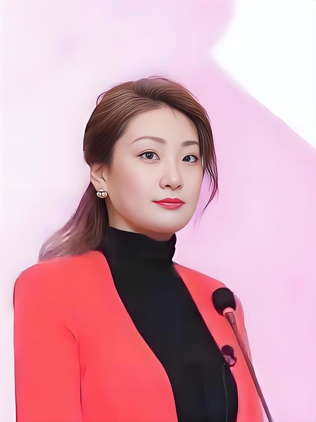 宣告卸任董事长仅半月	，宗馥莉“新身份	”曝光，宗泽后高兴早了