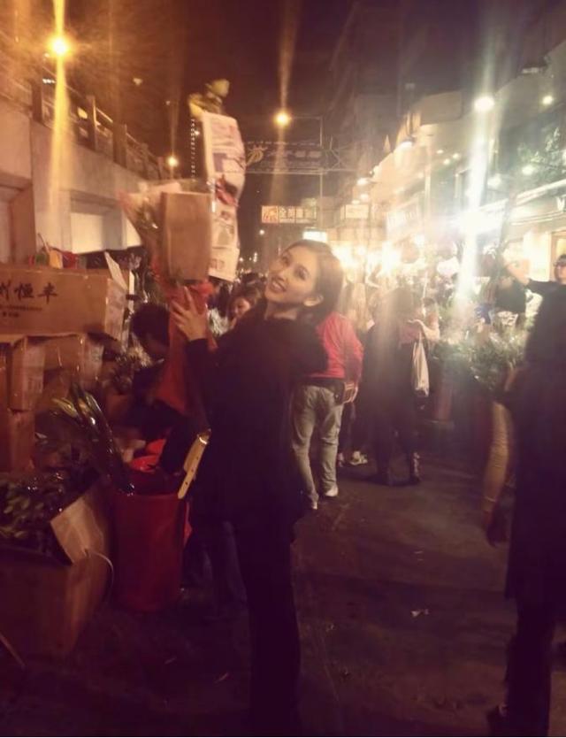 曾是体操女神，退役后与大51岁的干爹谈恋爱，如今何傲儿收获新生